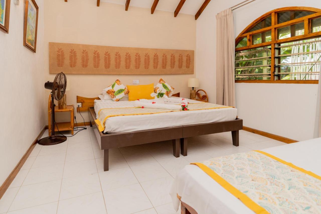 Romance Bungalows Beau Vallon  Exterior photo