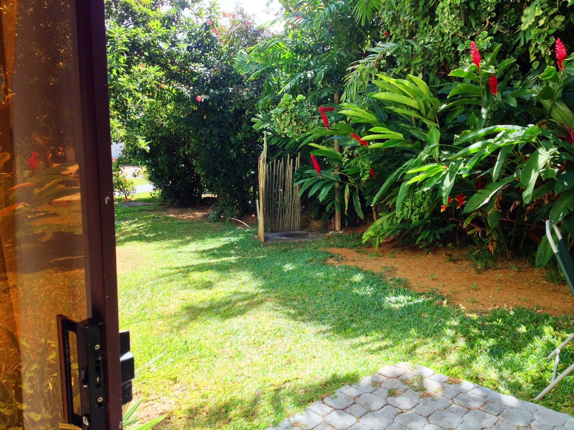 Romance Bungalows Beau Vallon  Exterior photo
